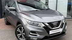 Grey Used 2017 Nissan Qashqai N-Connecta SUV | £11,000 (Fair price)