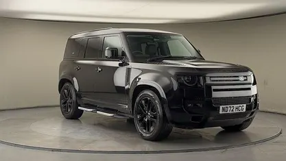 Used Land Rover Defender 404 HP (297 kW) 2022 Santorini black SUV