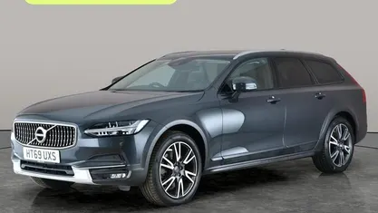 Grey Used 2020 Volvo V90 CC Plus Estate | £22,827 (Super price)