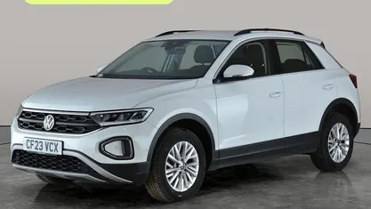 Used VW T-Roc Life 150 HP (110 kW) 2024 SUV