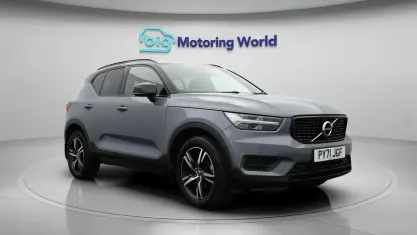 Used Volvo XC40 R-Design 163 HP (119 kW) 2021 Grey SUV