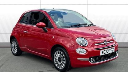 Begagnad Fiat 500 70 HK (51 kW) 2023 Röd Halvkombi