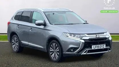 Używany Mitsubishi Outlander 150 KM (110 kW) 2019 Szary SUV