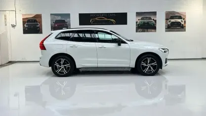 Used Volvo XC60 R-Design 349 HP (256 kW) 2021 White SUV