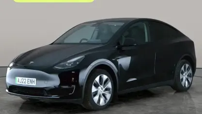 Usado Tesla Model Y Long Range AWD 286 kW (389 HP) 2025 SUV