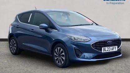 Used Ford Fiesta Titanium 125 HP (91 kW) 2023 Blue Hatchback