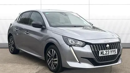 Used Peugeot 208 Allure+ 102 HP (75 kW) 2023 Hatchback