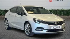 Two coat metallic sovereign silver Used 2021 Vauxhall Astra Edition Hatchback | £11,250 (Fair price)