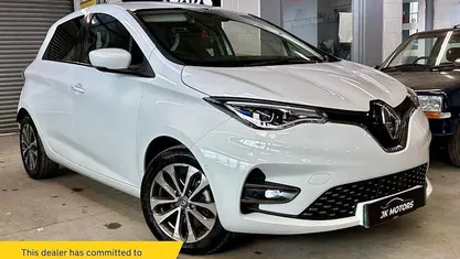 Used Renault Zoe GT-Line 100 kW (136 HP) 2020 White Hatchback