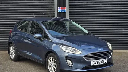 Used Ford Fiesta Zetec 101 HP (74 kW) 2018 Blue Hatchback