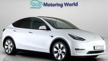 Used 2025 Tesla Model Y Long Range AWD SUV | £22,500 (Super price)