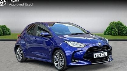 Używany Toyota Yaris Hybrid 116 KM (85 kW) 2024 Niebieski Hatchback