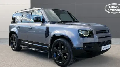 Used Land Rover Defender SE Dynamic 404 HP (297 kW) 2022 Grey SUV