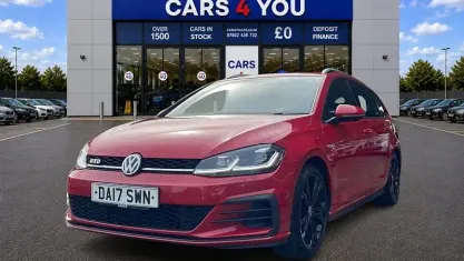 Used VW Golf VII GTD 184 HP (135 kW) 2017 Red Estate