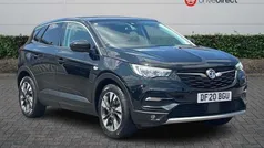 Two coat metallic diamond black Used 2020 Vauxhall Grandland X SRi SUV | £11,558 (Fair price)