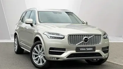 Used Volvo XC90 Inscription 235 HP (172 kW) 2017 Beige SUV