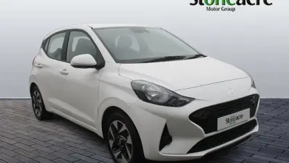 New Hyundai i10 Advanced 63 HP (46 kW) 2025 White Hatchback