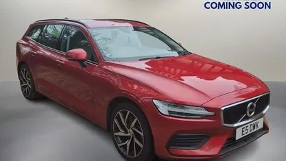 Used Volvo V60 Momentum 250 HP (183 kW) 2020 Estate