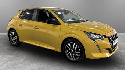 Used Peugeot 208 Active+ 75 HP (55 kW) 2023 Hatchback