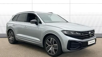 Used 2025 VW Touareg Black Edition SUV | £53,195 (Fair price)