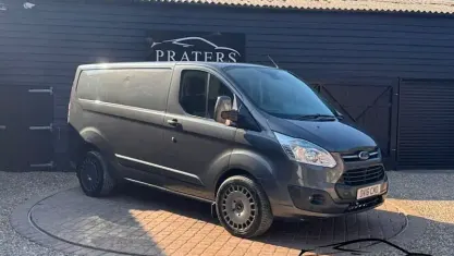 Used Ford Transit Custom Limited 125 HP (91 kW) 2015 Grey Van