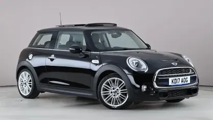 Begagnad Mini Cooper S Hatch 192 HK (141 kW) 2017 Svart Halvkombi