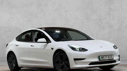 Usado Tesla Model 3 Standard Range 366 kW (498 HP) 2021 Branco Sedan