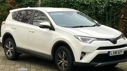 Used 2017 Toyota RAV4 Business Edition Estate | £14,399 (Fair price)