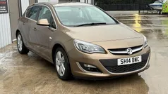Used 2015 Vauxhall Astra SRi Hatchback | £6,795 (Fair price)