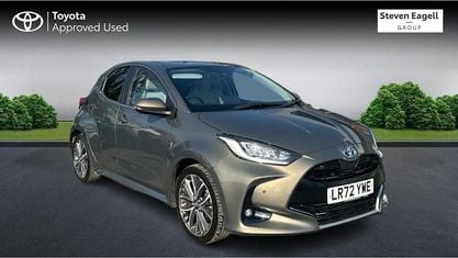 Begagnad Toyota Yaris Hybrid 116 HK (85 kW) 2025 Halvkombi