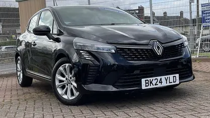 Used Renault Clio V Evolution 90 HP (66 kW) 2025 Hatchback