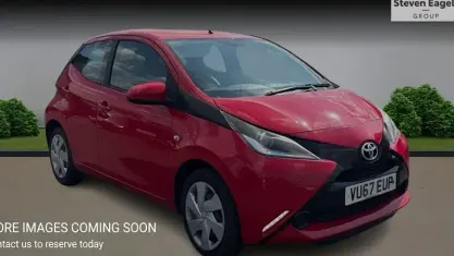 Used Toyota Aygo X-play 69 HP (50 kW) 2018 Hatchback