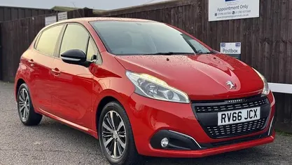 Used Peugeot 208 Active 82 HP (60 kW) 2016 Hatchback