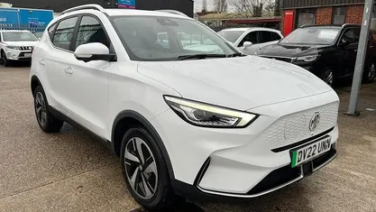 Used 2023 MG ZS Trophy Hatchback | £14,192 (Fair price)