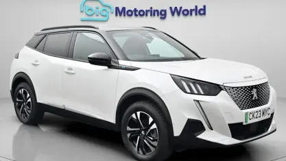 Used Peugeot e-2008 GT 100 kW (136 HP) 2023 White SUV