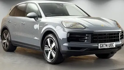 Usado Porsche Cayenne 470 CV (345 kW) 2024 Gris SUV