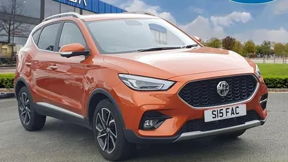 Used MG ZS Exclusive 111 HP (81 kW) 2024 Orange SUV