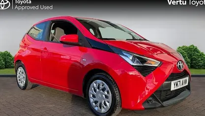 Used 2021 Toyota Aygo X-play Hatchback | £8,860 (Fair price)