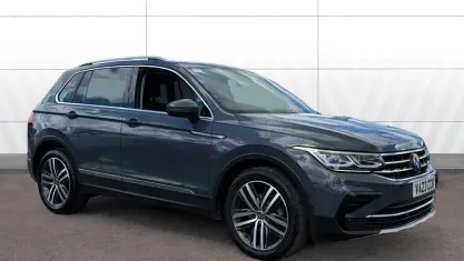 Used VW Tiguan Elegance 150 HP (110 kW) 2023 Grey SUV