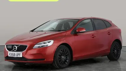 Usado Volvo V40 Momentum 122 CV (89 kW) 2019 Utilitario