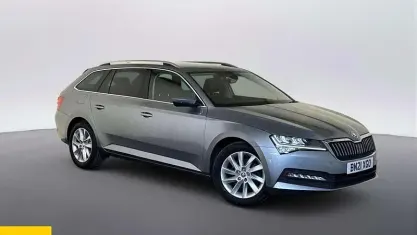 Used Skoda Superb SE Technology 150 HP (110 kW) 2022 Estate