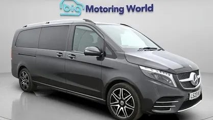 Used Mercedes V300 AMG line 237 HP (174 kW) 2023 Grey MPV