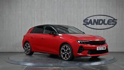 Used Vauxhall Astra GS Line 181 HP (133 kW) 2022 Red Hatchback