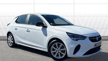 Używany Vauxhall Corsa Edition 101 KM (74 kW) 2022 Biały Hatchback
