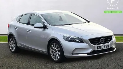 Used Volvo V40 SE Lux 114 HP (83 kW) 2015 Hatchback