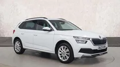 Moon white metallic Used 2023 Skoda Kamiq SE Drive SUV | £15,352 (Fair price)