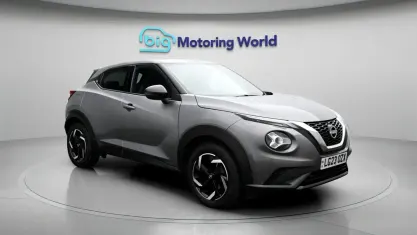 Gebraucht Nissan Juke N-Connecta 114 PS (83 kW) 2023 Grau SUV
