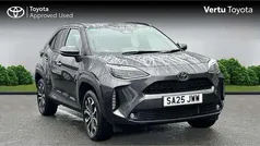Grey Used 2025 Toyota Yaris Cross Design SUV | £25,199 (Fair price)