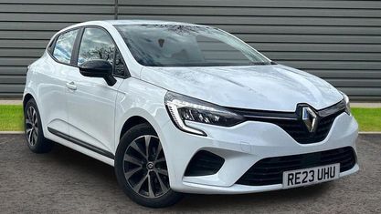 Używany Renault Clio V Evolution 90 KM (66 kW) 2023 Hatchback
