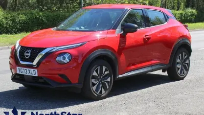 Used Nissan Juke Acenta 114 HP (83 kW) 2023 Red SUV
